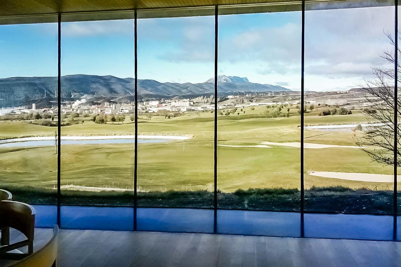 ​Exe Las Margas Golf لاتاس المظهر الخارجي الصورة